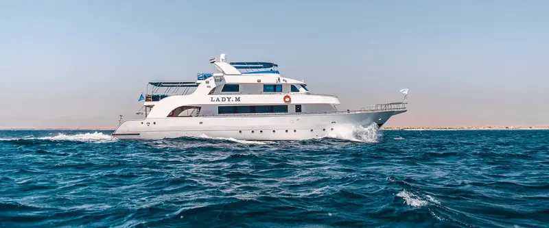 Barco de vida a bordo Lady M