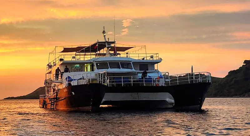 Barco de vida a bordo Manta Liveaboard