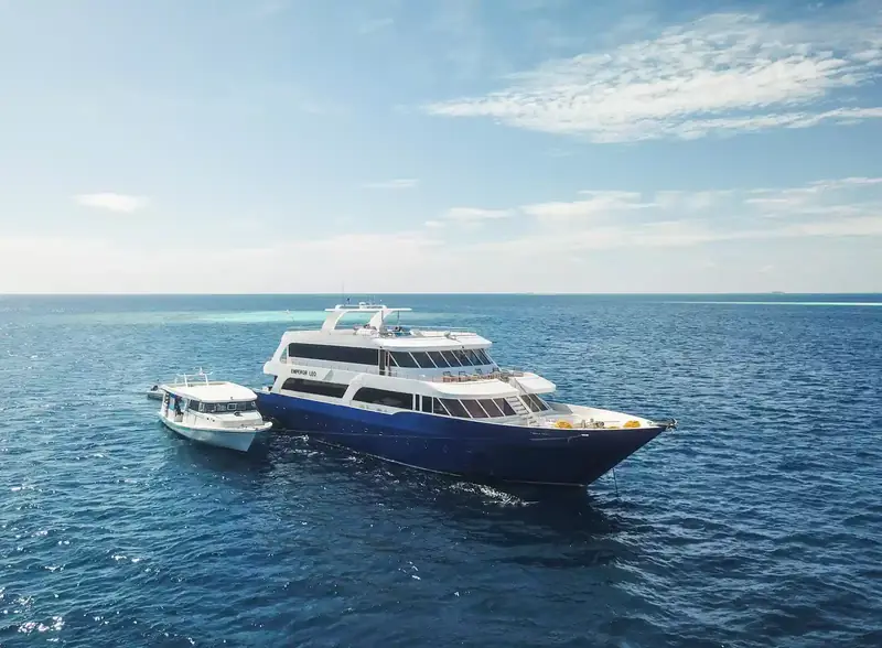 Best of Maldives en el Emperor Leo