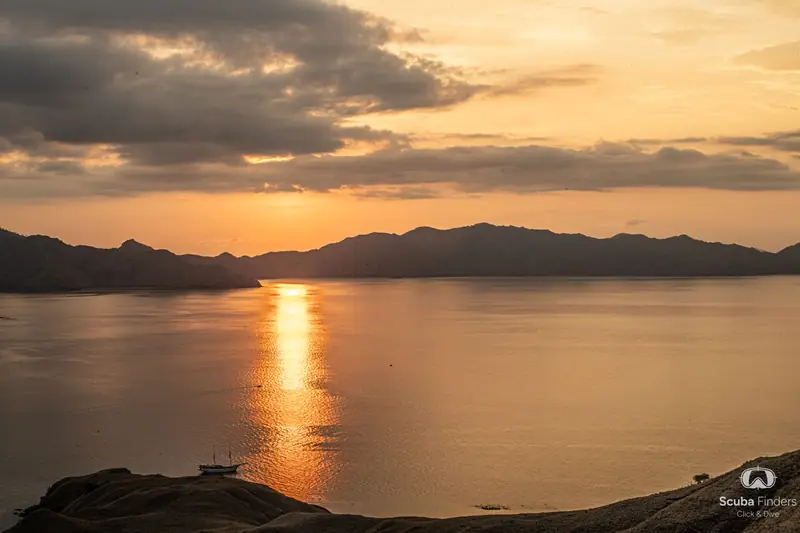 Komodo desde tierra