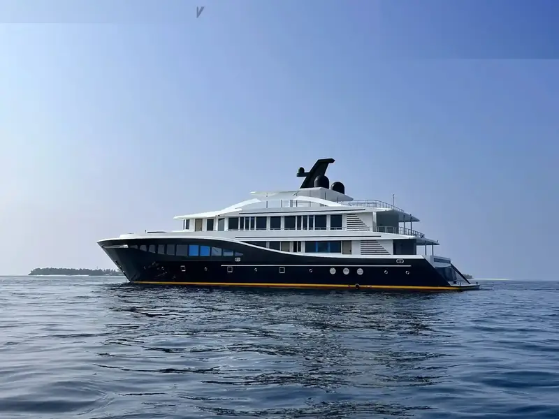 Best of Maldives en el Emperor Explorer II